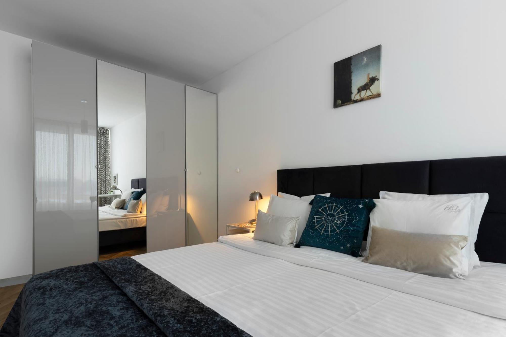 Elite Apartments Chlebova Premium Danzica Esterno foto